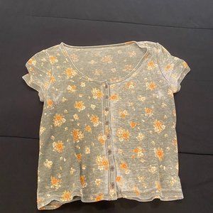 American Eagle Floral Cropped Shirt